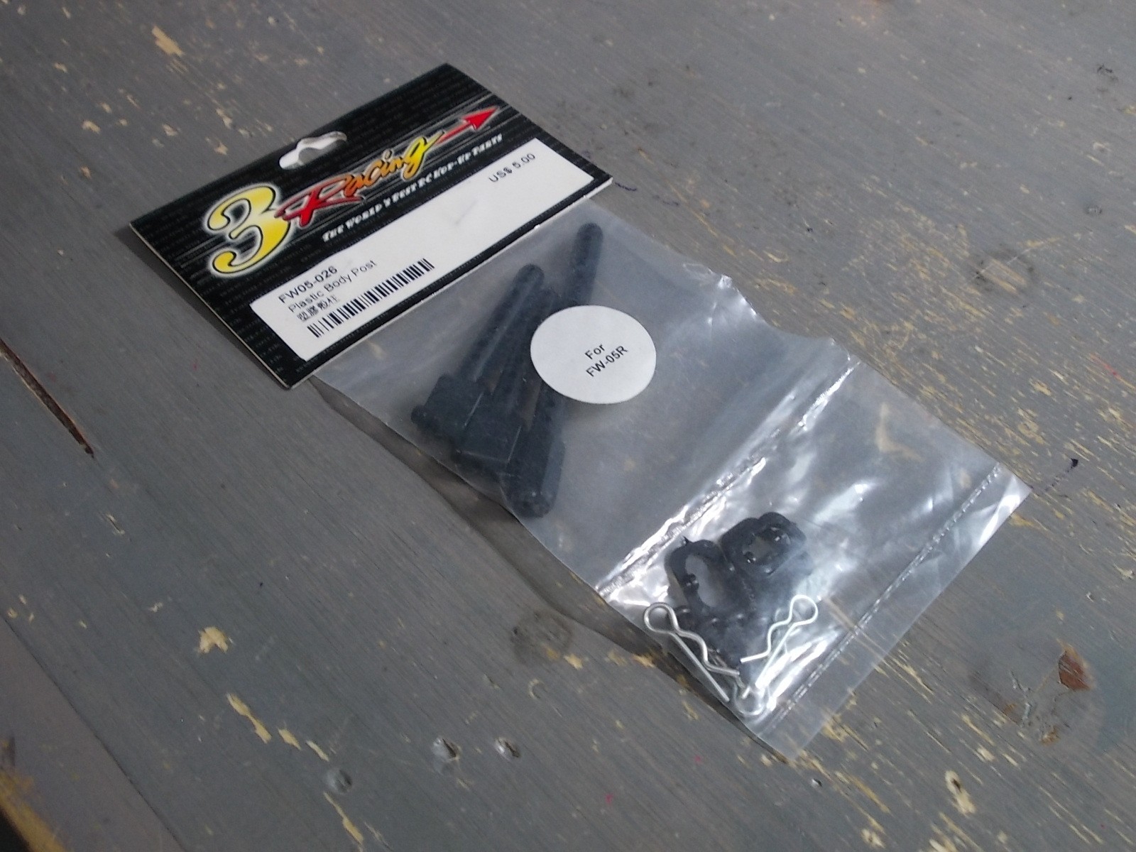 3 Racing FW05-026 Plastic Body Post (INCOMPLETE) – Kyosho FW-05R FW05