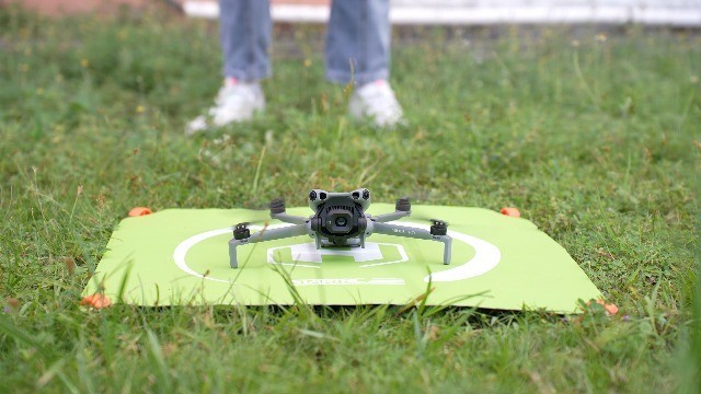Universal Waterproof Drone Landing Pad – Portable Fast-Foldable Helipad for Mini
