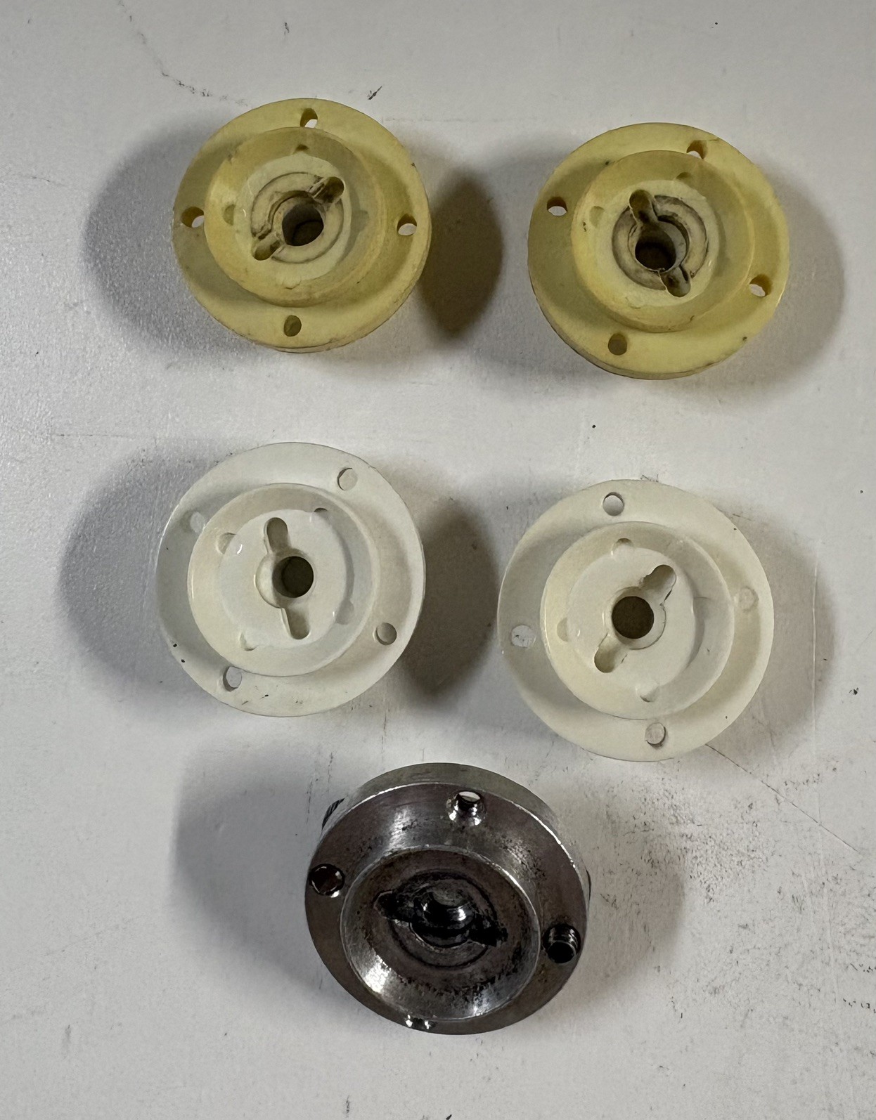 Duratrax BBS Wheel Adapter for Team Associated Rc10 Buggy Rear Vintage DTXC9570