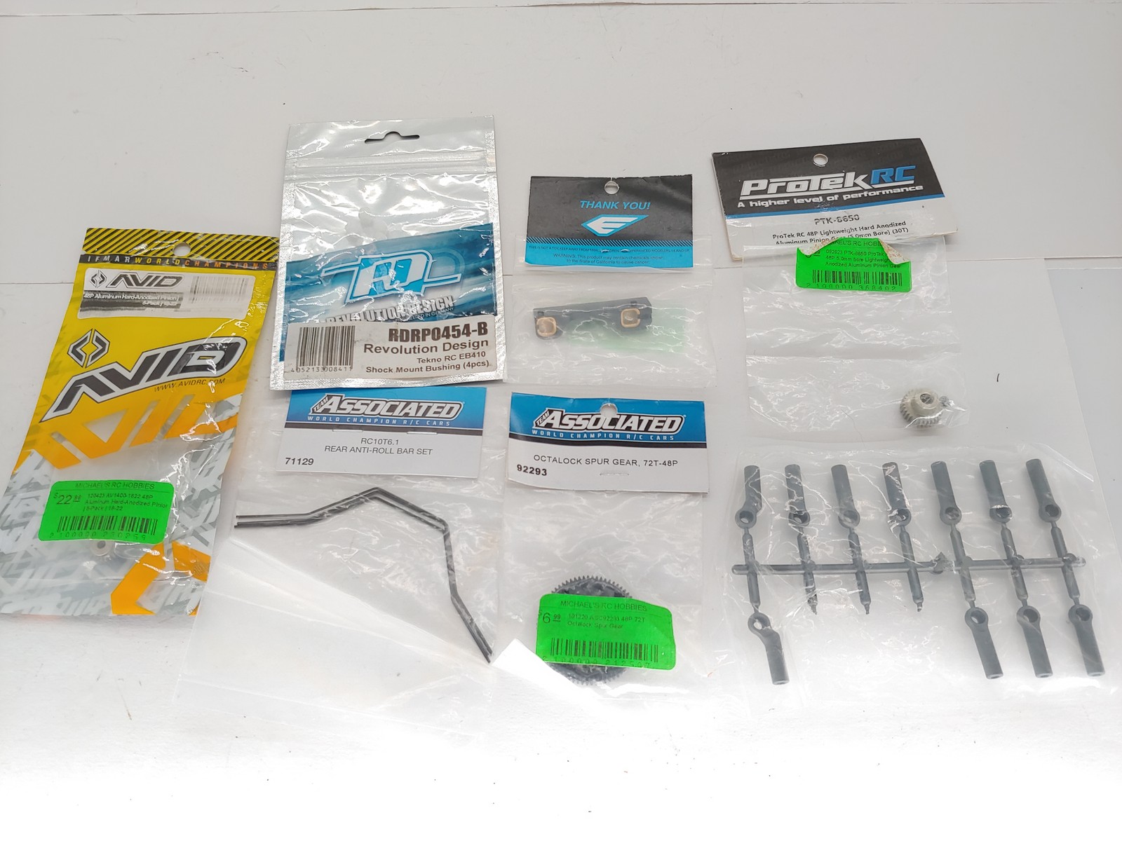BIG LOT Team Associated RC10 T6 / B6 PARTS: Arms Spur Gear Ball Ends Bearings Sw