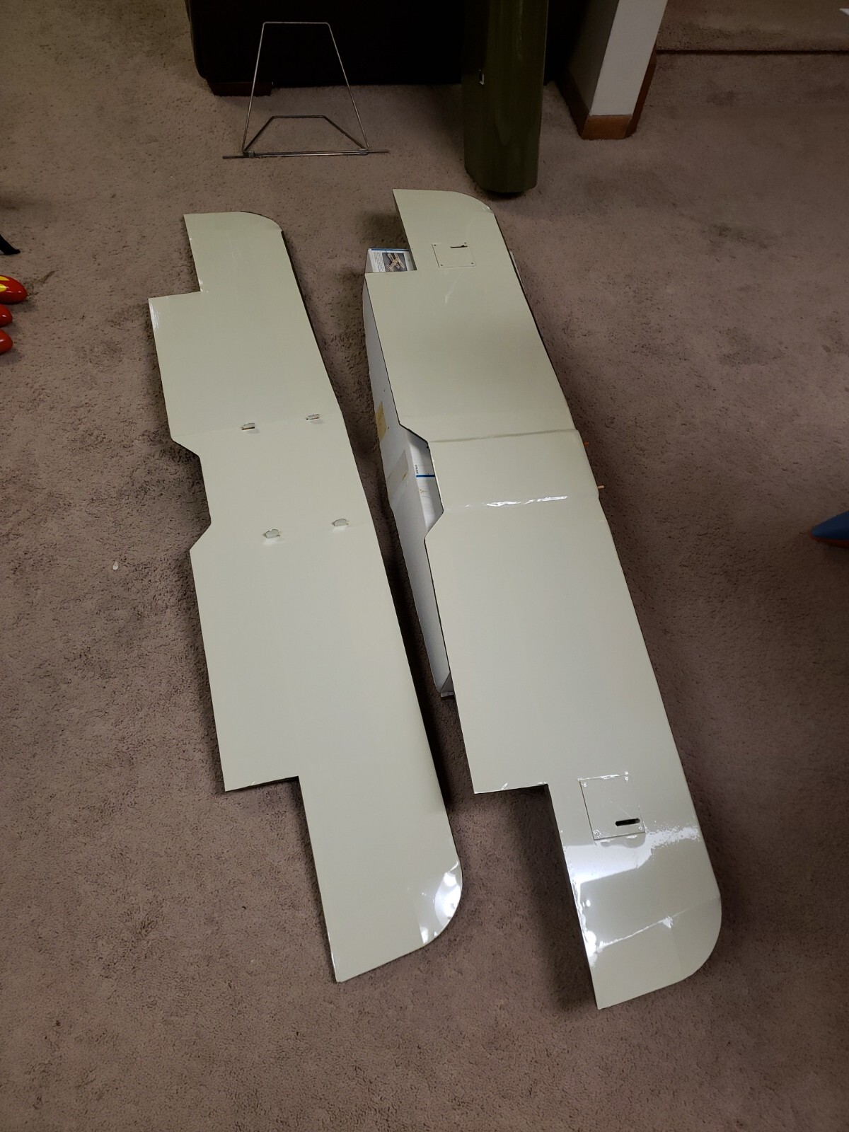 Dynaflite – S.E.5a 1/5 scale – 64″ wingspan – partial built