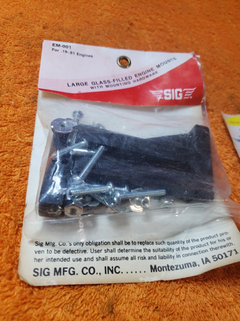Sig products – EM001 – Large Glass Filled Engine Mount For .19 To .61 – New