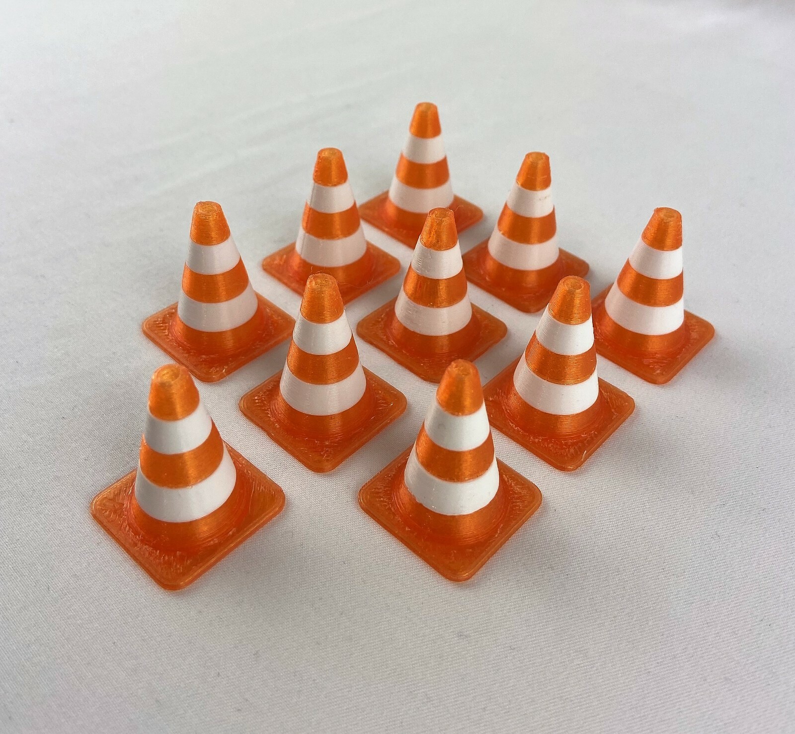 10 Traffic Safety Cones 1/10 Scale for RC Cars, Rock Crawlers or Drifting – New