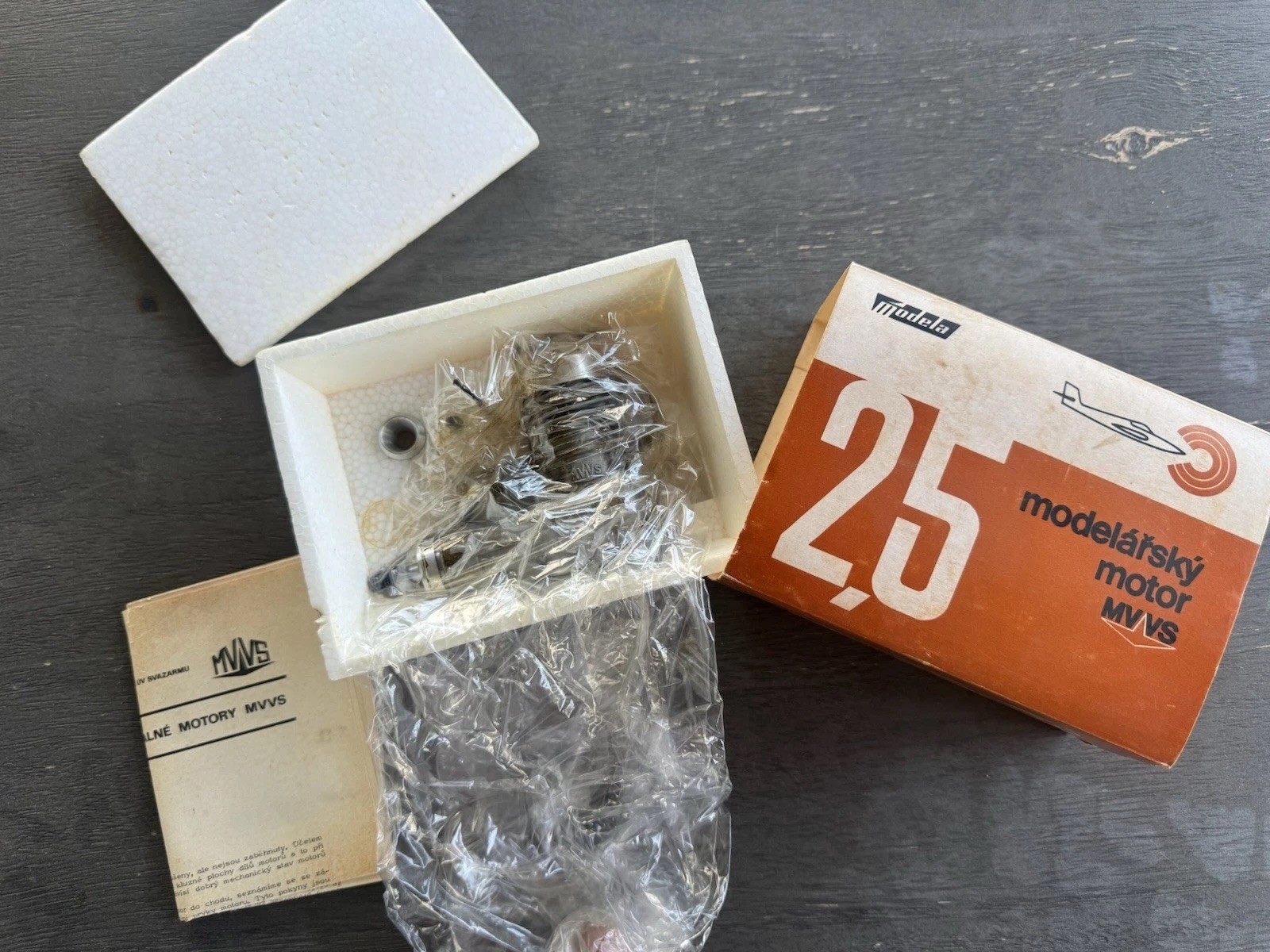 Modelarsky Engine – modela diesel 2,5 2.5 Motor RC Czech Republic