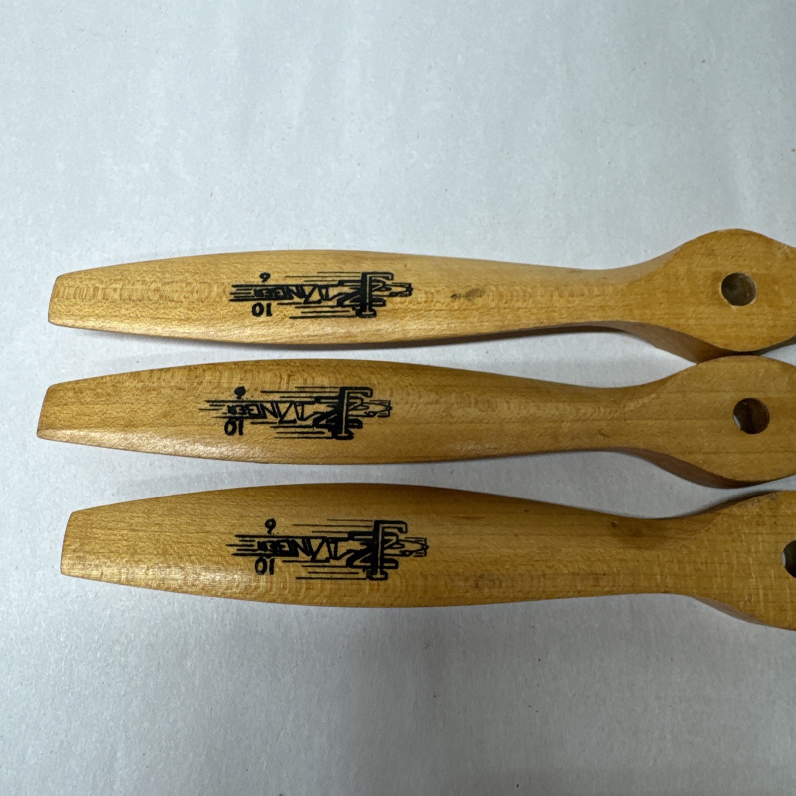 LOT OF 3 Zinger JZ 10 X 6 Power Point Wood Propeller for Airplanes – Brand New