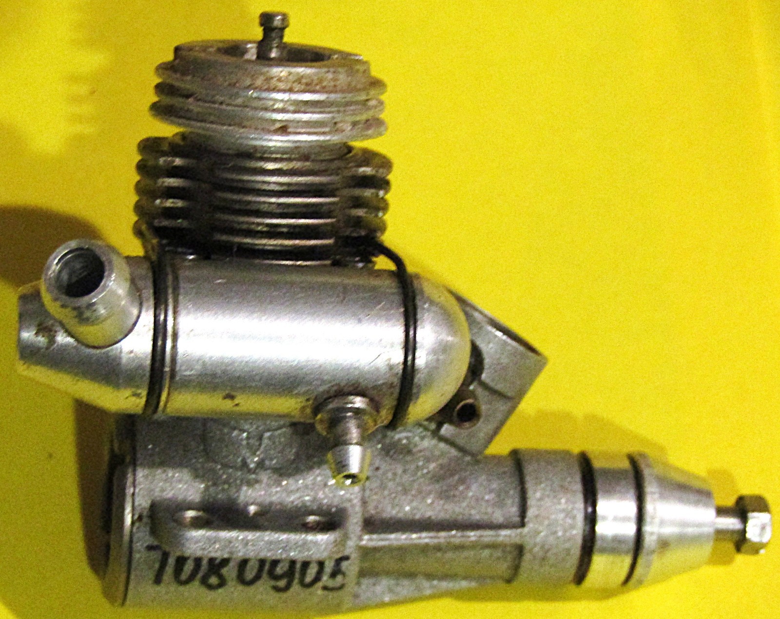 Norvel Big Mig .061 Control Line Engine Gummed Up for Repair or Parts w/ Mount