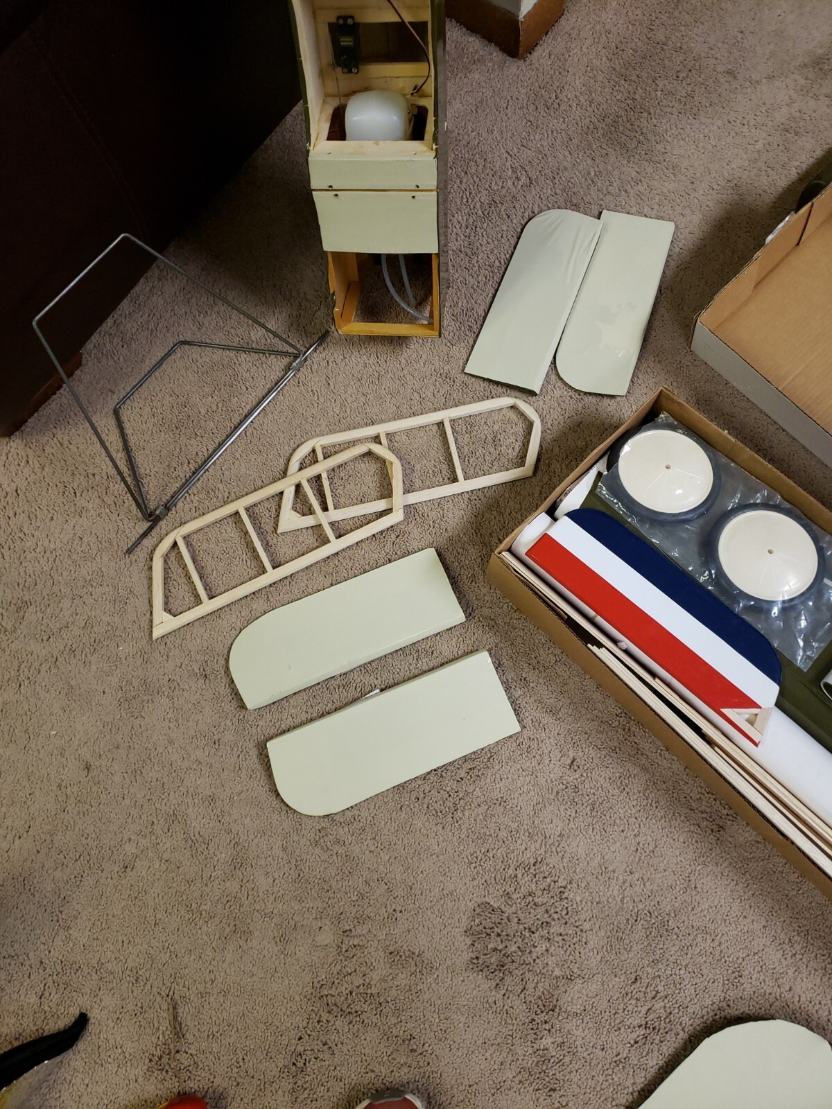 Dynaflite – S.E.5a 1/5 scale – 64″ wingspan – partial built