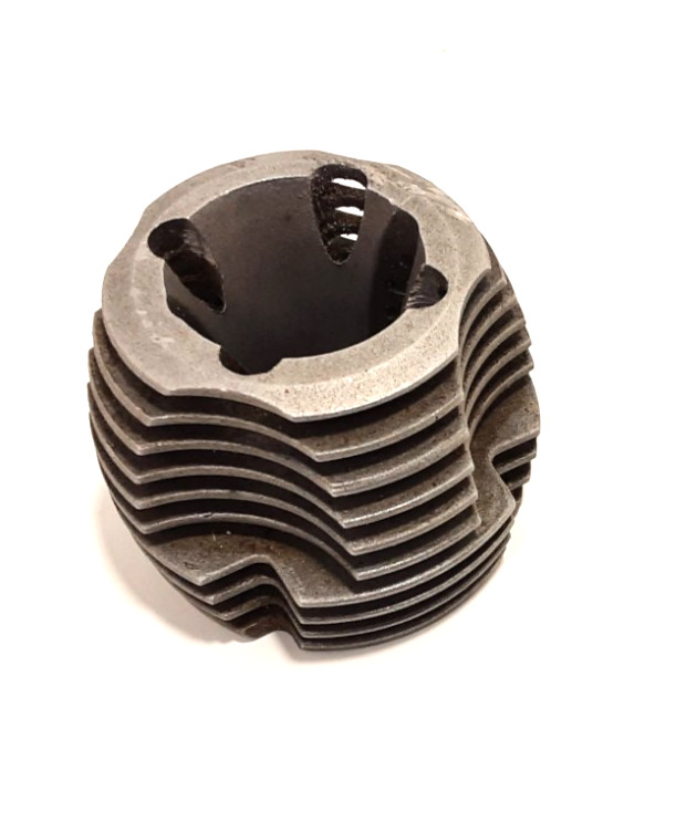 HPI #15115 – CYLINDER HEAD NITRO STAR T-15/Cylinder Head. No broken Fins. OEM