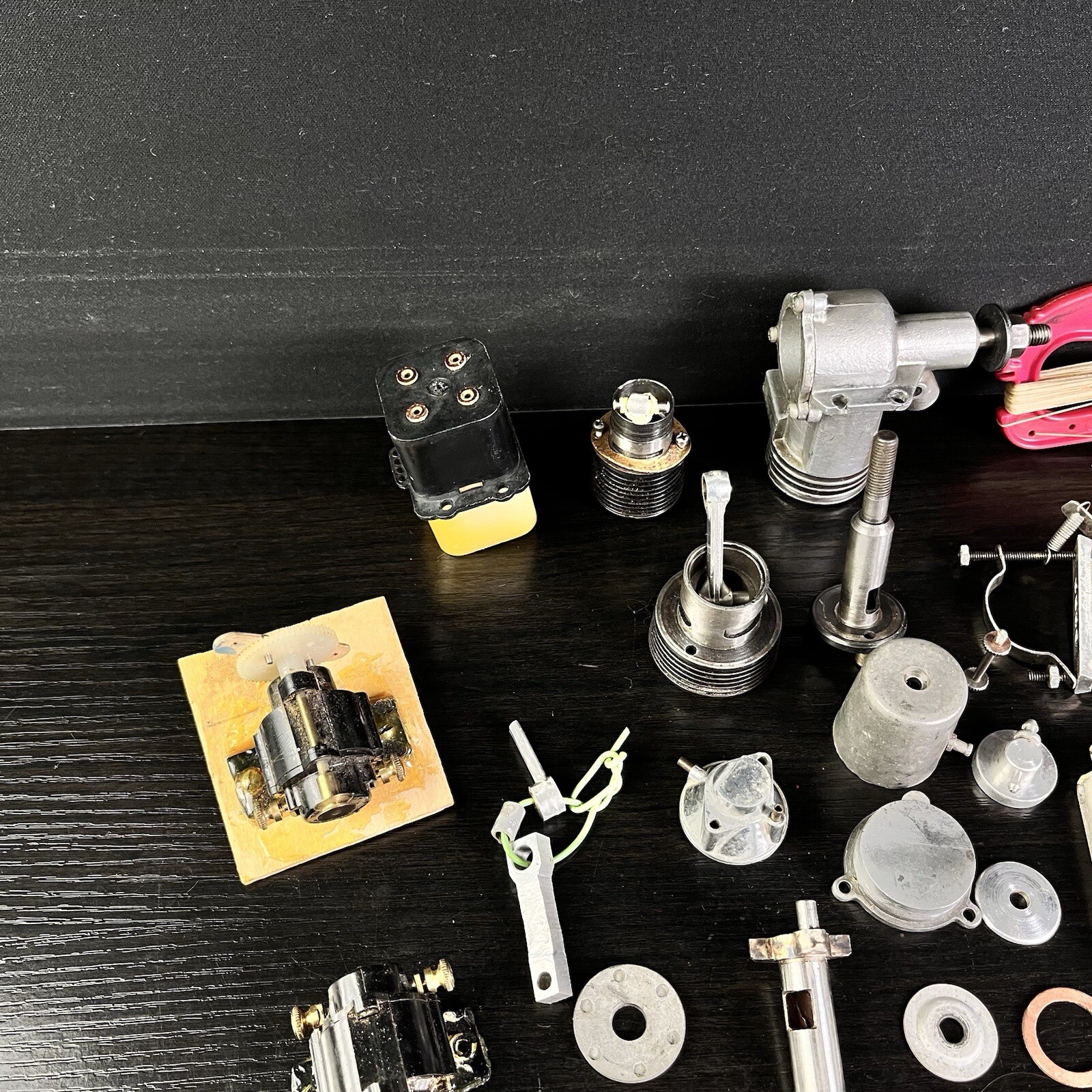 Lot of Vintage RC Gasoline Engine Plane Parts (97 Pieces) GREAT LOT