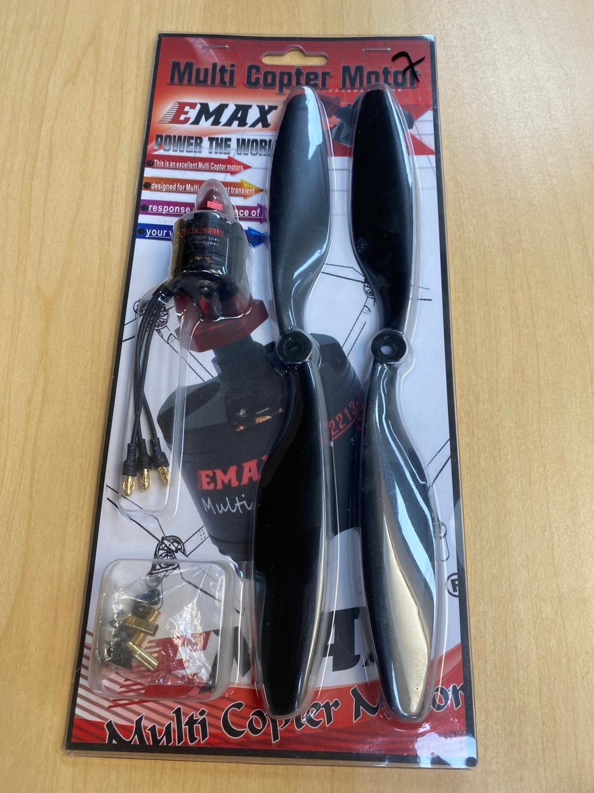 EMAX Multicopter motor MT2213 (With Prop1045 Combo) 935KV