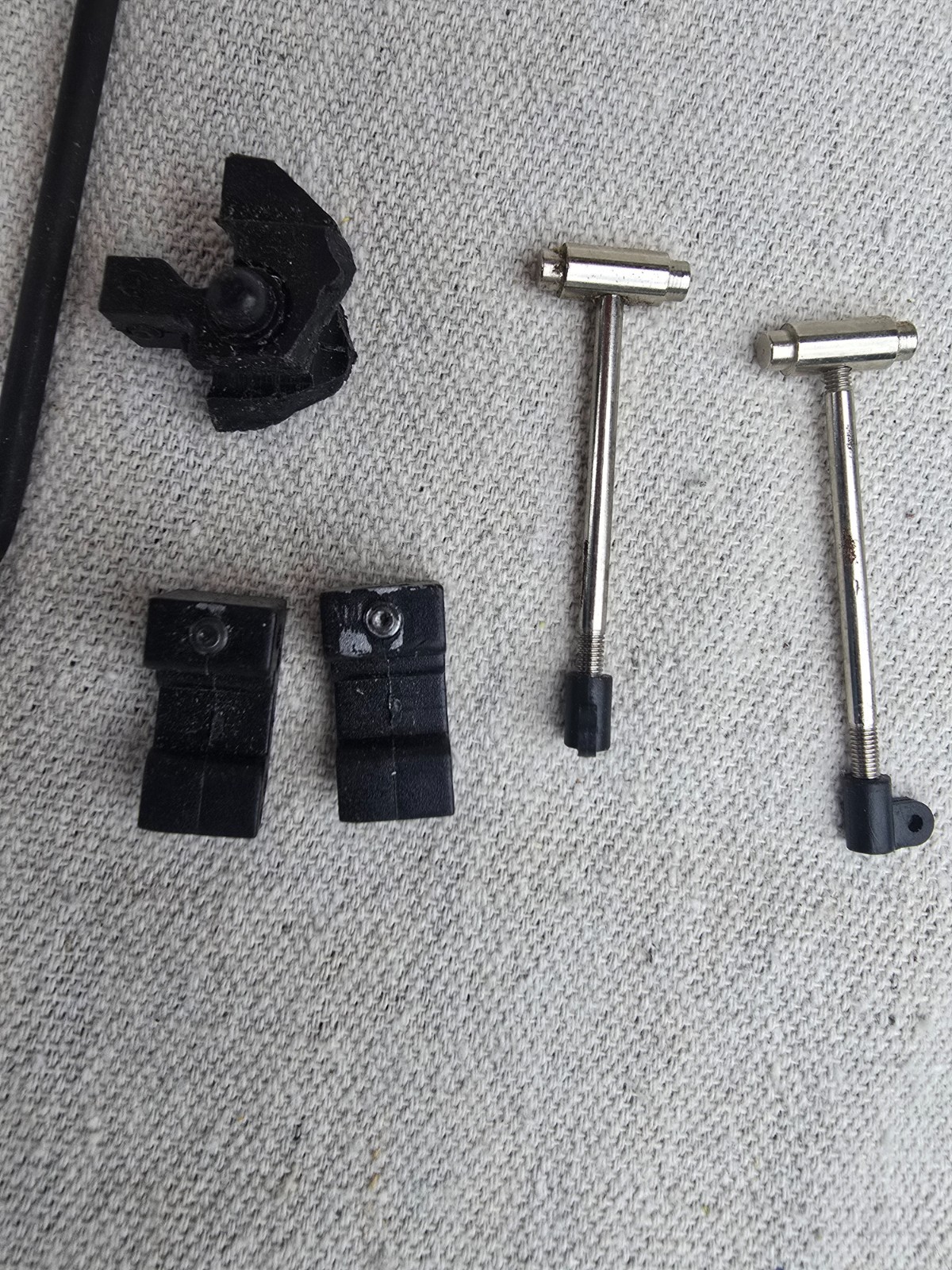 Lot of Lion P-60 & Hobbico HCAP4010 RC Airplane Main Retract Landing Gear