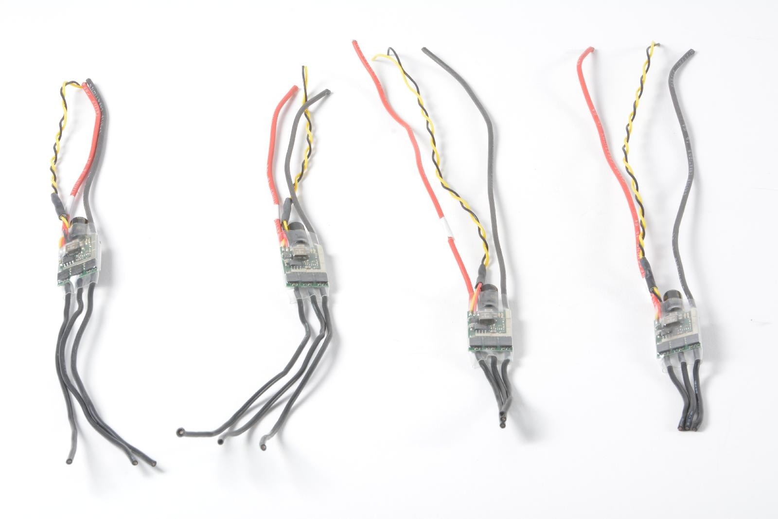 Castle Creations Multi-Rotor ESC 25 with Onboard BEC (LOT OF 4)