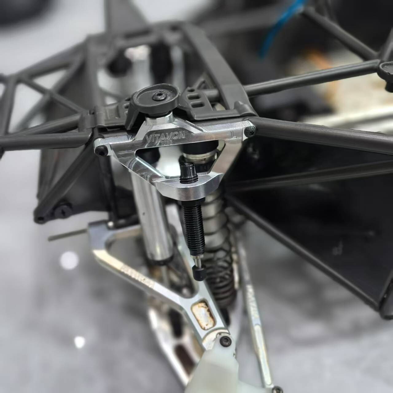 VITAVON UDR Front Chassis Reinforcement Adjustable Buffer Mount For UDR 1/7