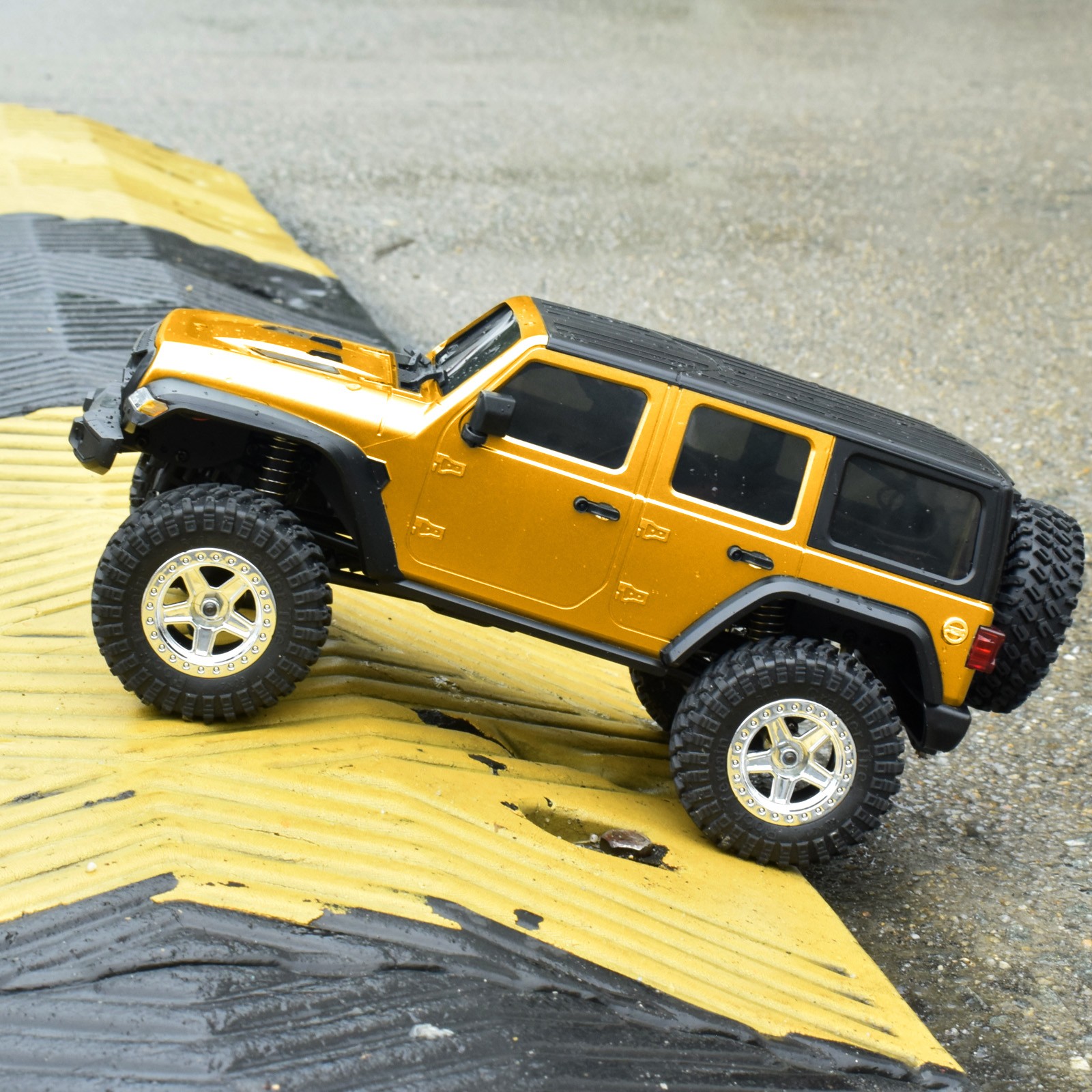 AUSTAR RC Car Shell 1:18 Car Casing Pickup Body Shell For 1/18 RC Crawler Car