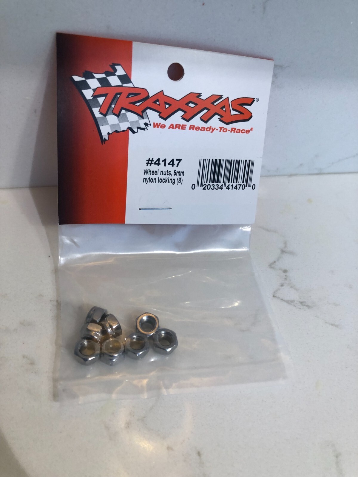 TRAXXAS #4147 WHEEL NUTS 5MM NYLON LOCKING (8) NEW !!!!!!!