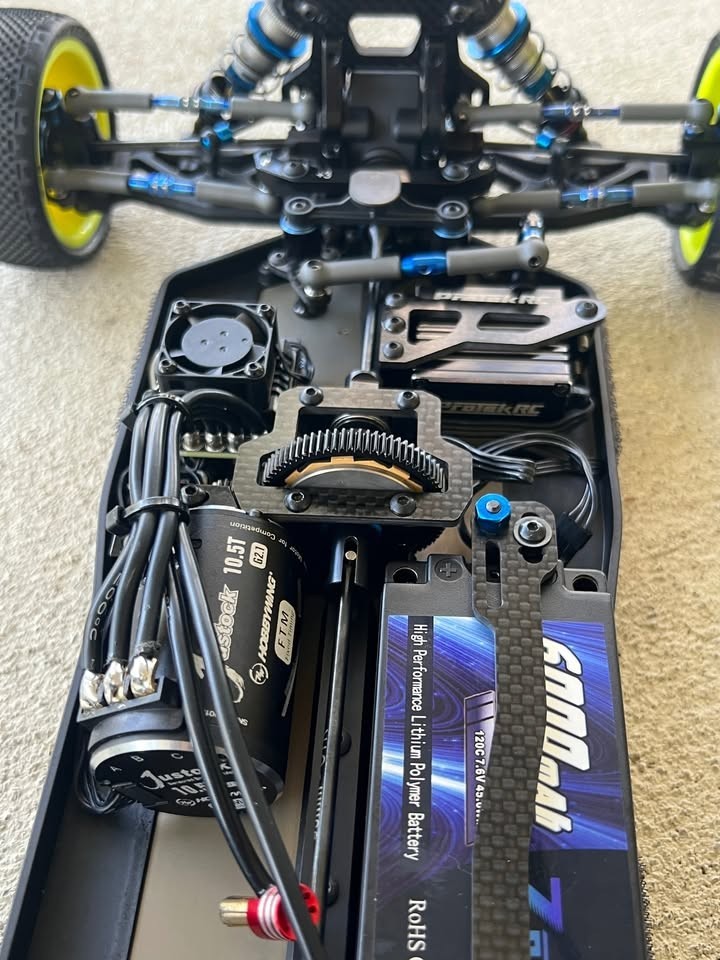Team associated RC10B74.1