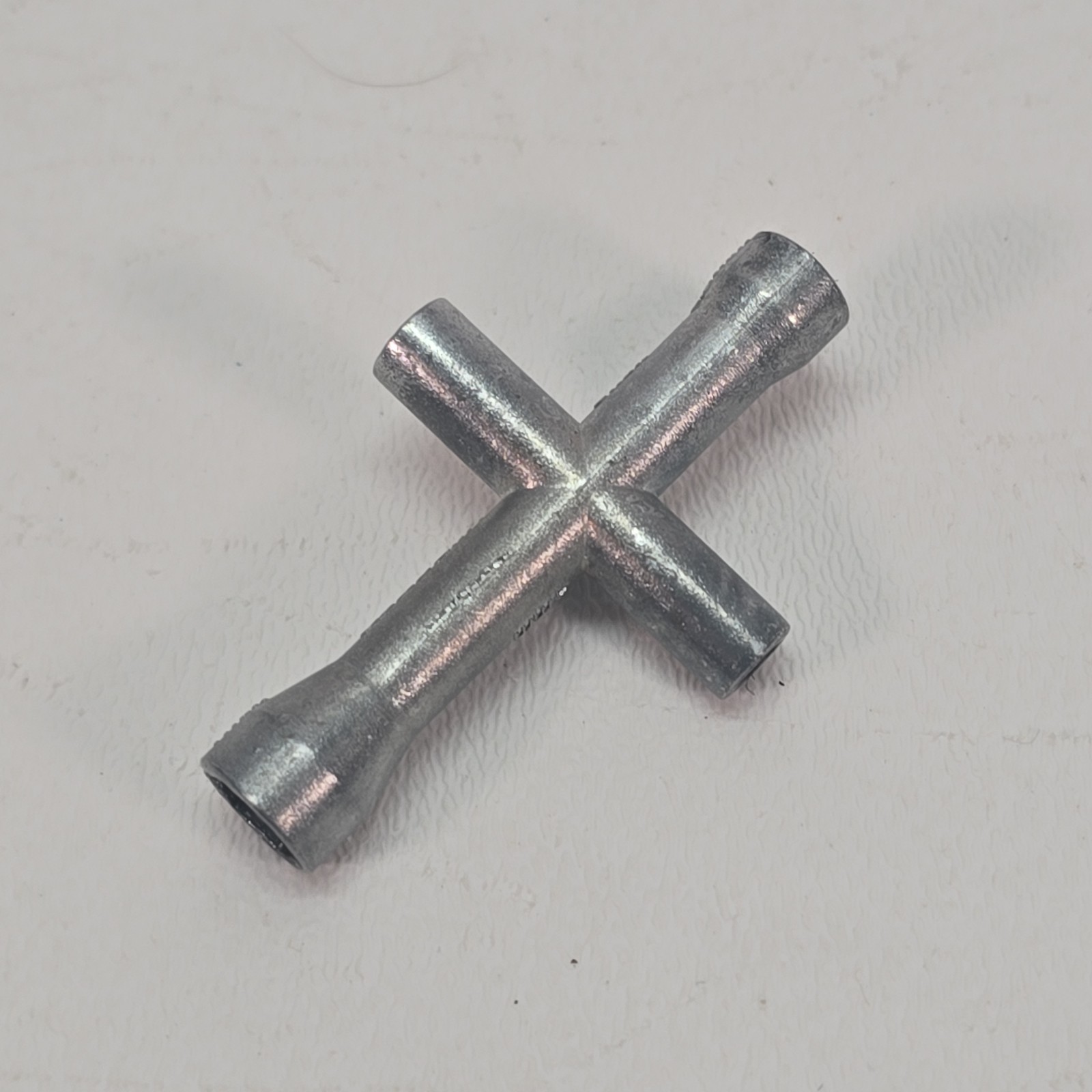 RC Tamiya Kit 4 Way Wrench Metric 