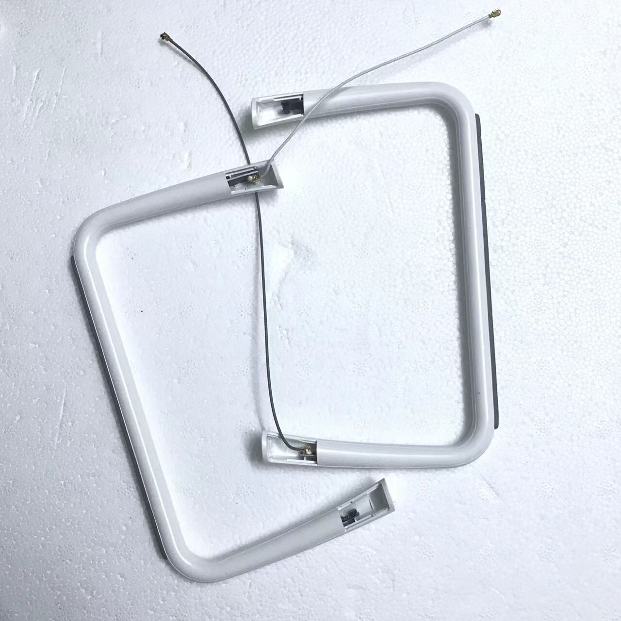 DJI Phantom 4pRO v2.0 Drone Part R & L Landing Gear & Covers & Compass Cables