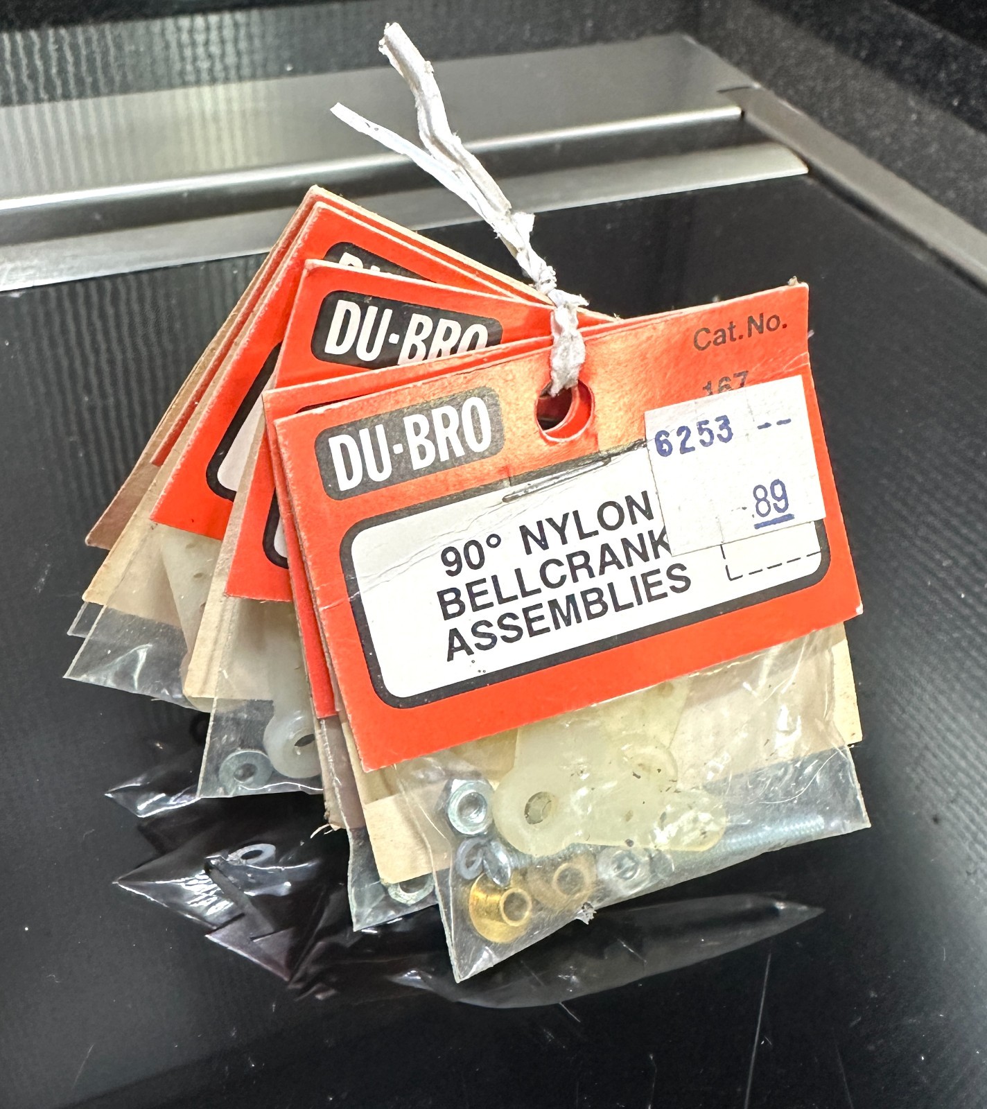 Lot of 7 Du-Bro 90 Degree Nylon Bellcrank Assemblies No 167 NOS