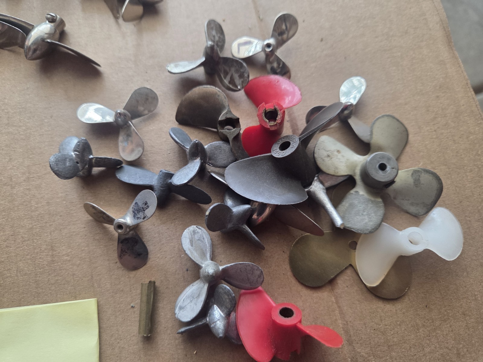 LOT OF 50+ RC BOAT/MODEL PROPELLERS & MORE PLASTIC/METAL