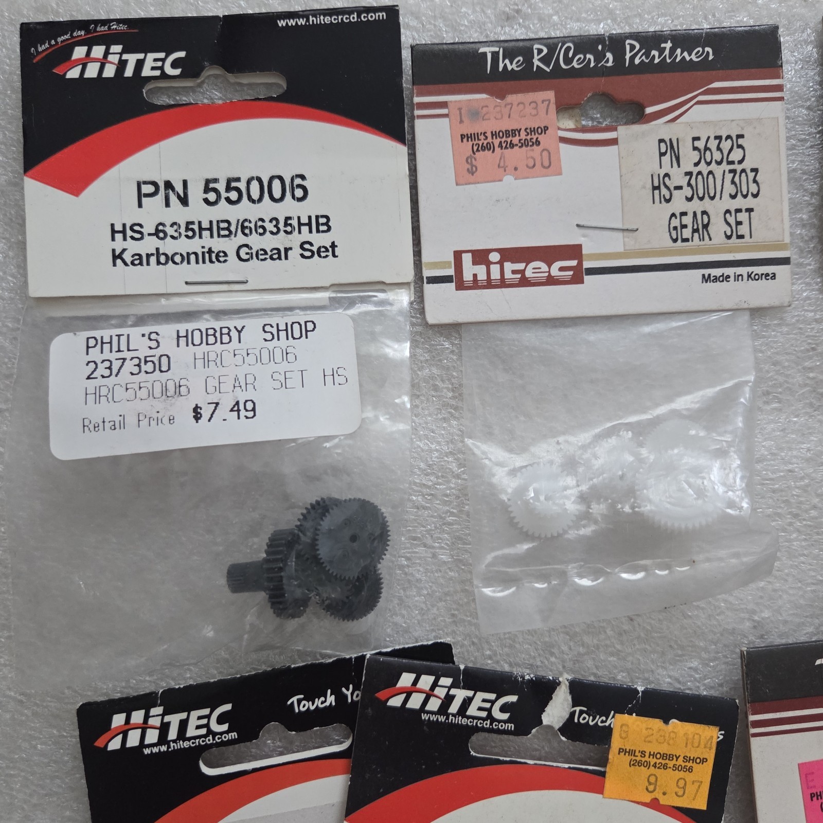 Hitec ~ 28 Item Parts Lot ~ RC Servo Replacement Gears & Arms ~ NIP NOS