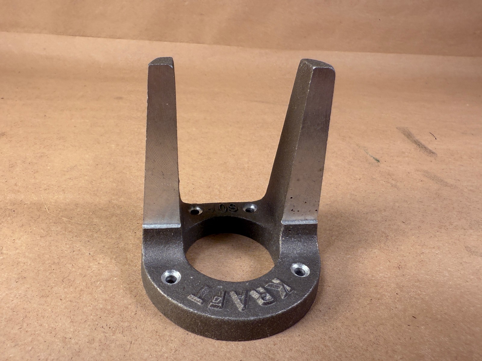 NOS Vintage Kraft Aluminum Engine Mount 60P 200-206 – 1.455″ Span