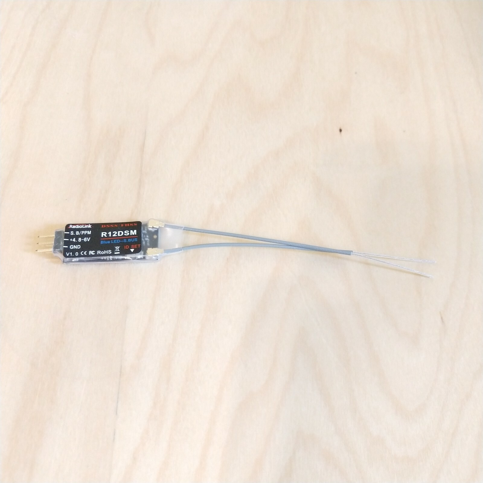 RADIOLINK R12DSM 2.4G 12CHANNEL DSSS FHSS RECEIVER AT9 AT9S AT10 AT10II SBUS PPM