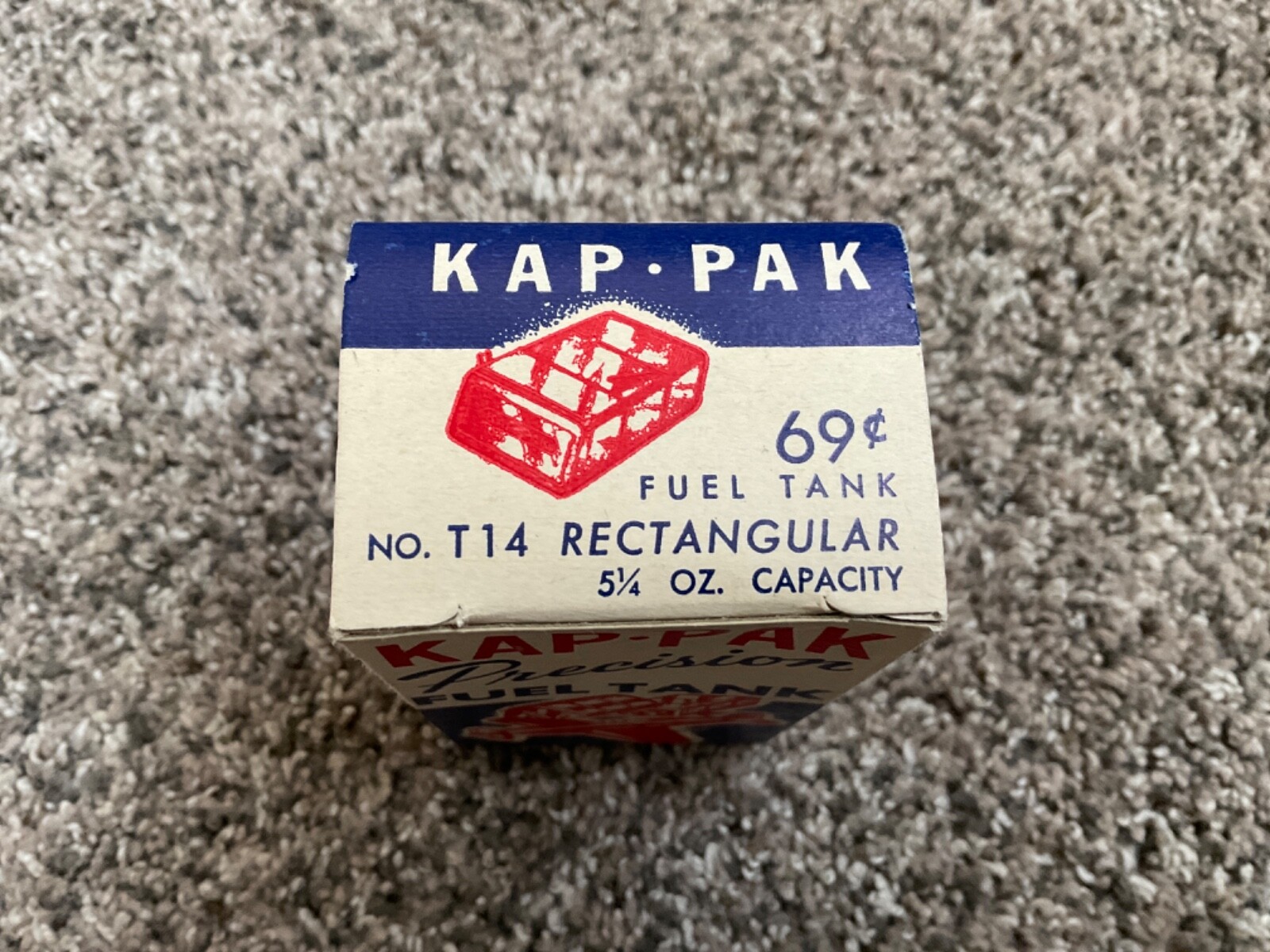 KAP-PAK Fuel TANK in Box / T14 / Rectangular -5 1/4 oz CAP. / NOS