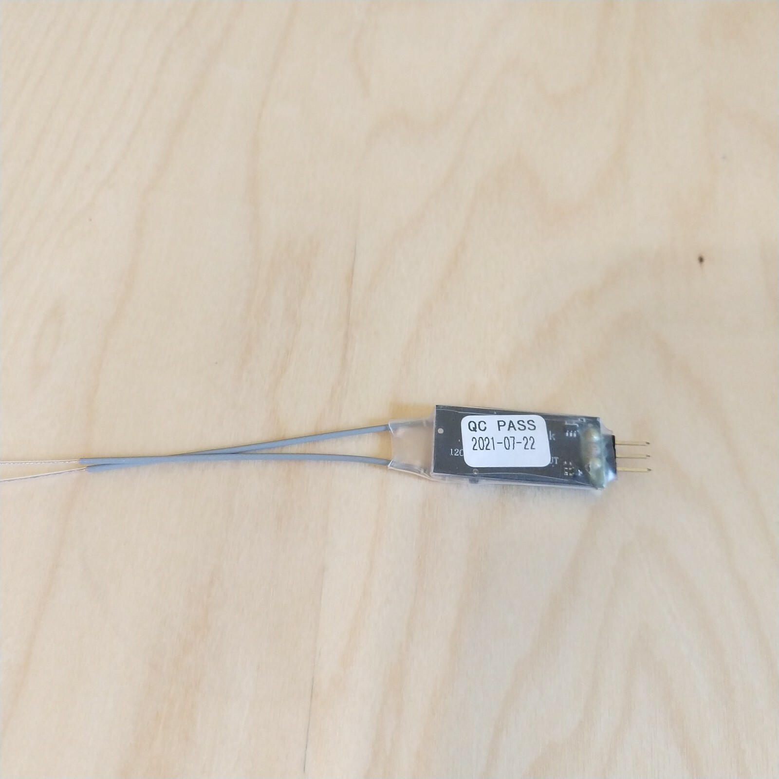 RADIOLINK R12DSM 2.4G 12CHANNEL DSSS FHSS RECEIVER AT9 AT9S AT10 AT10II SBUS PPM