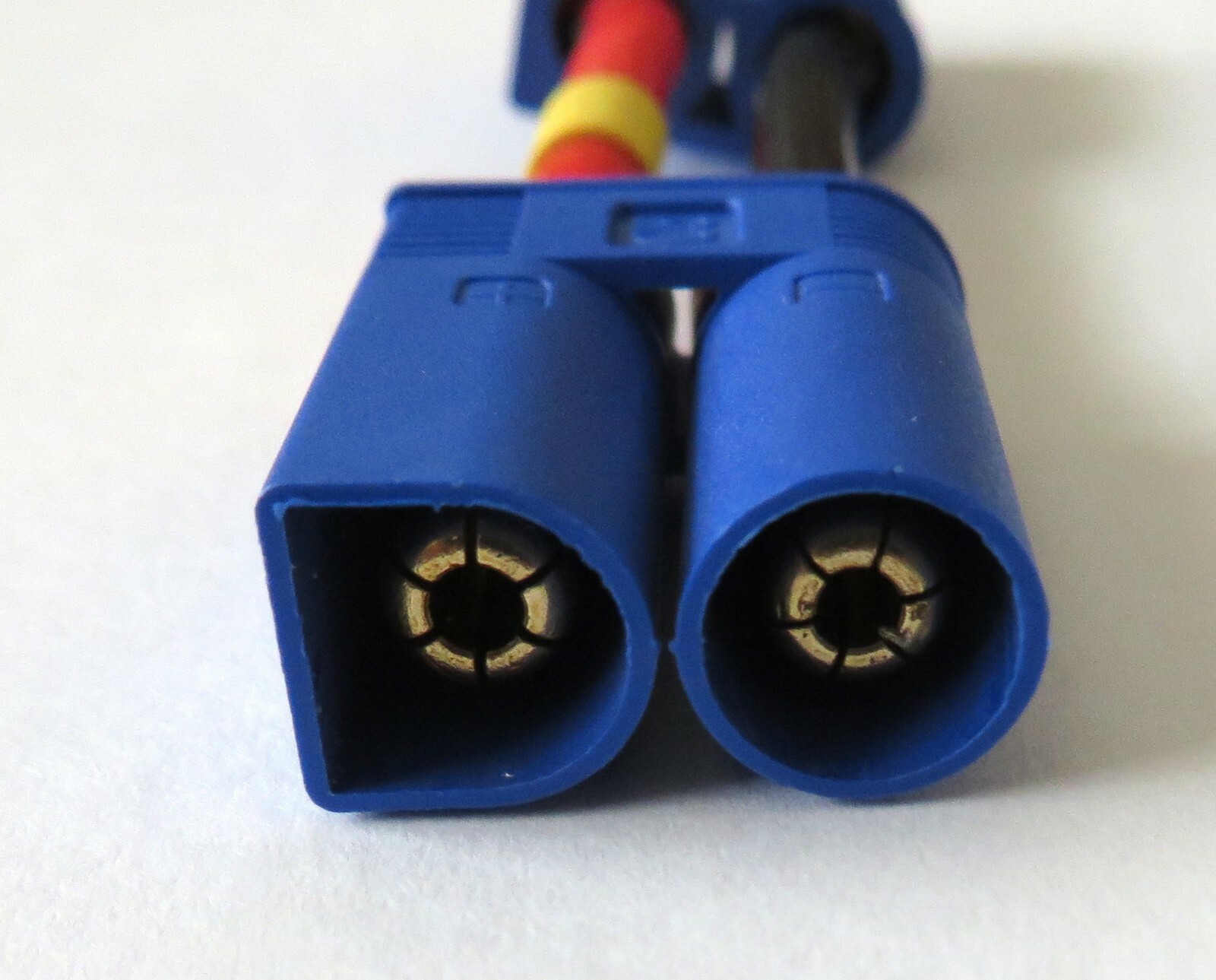 Male EC5 to Male EC5 14,12 AWG– Length 2″ 6″ 12″ 24″ Connector