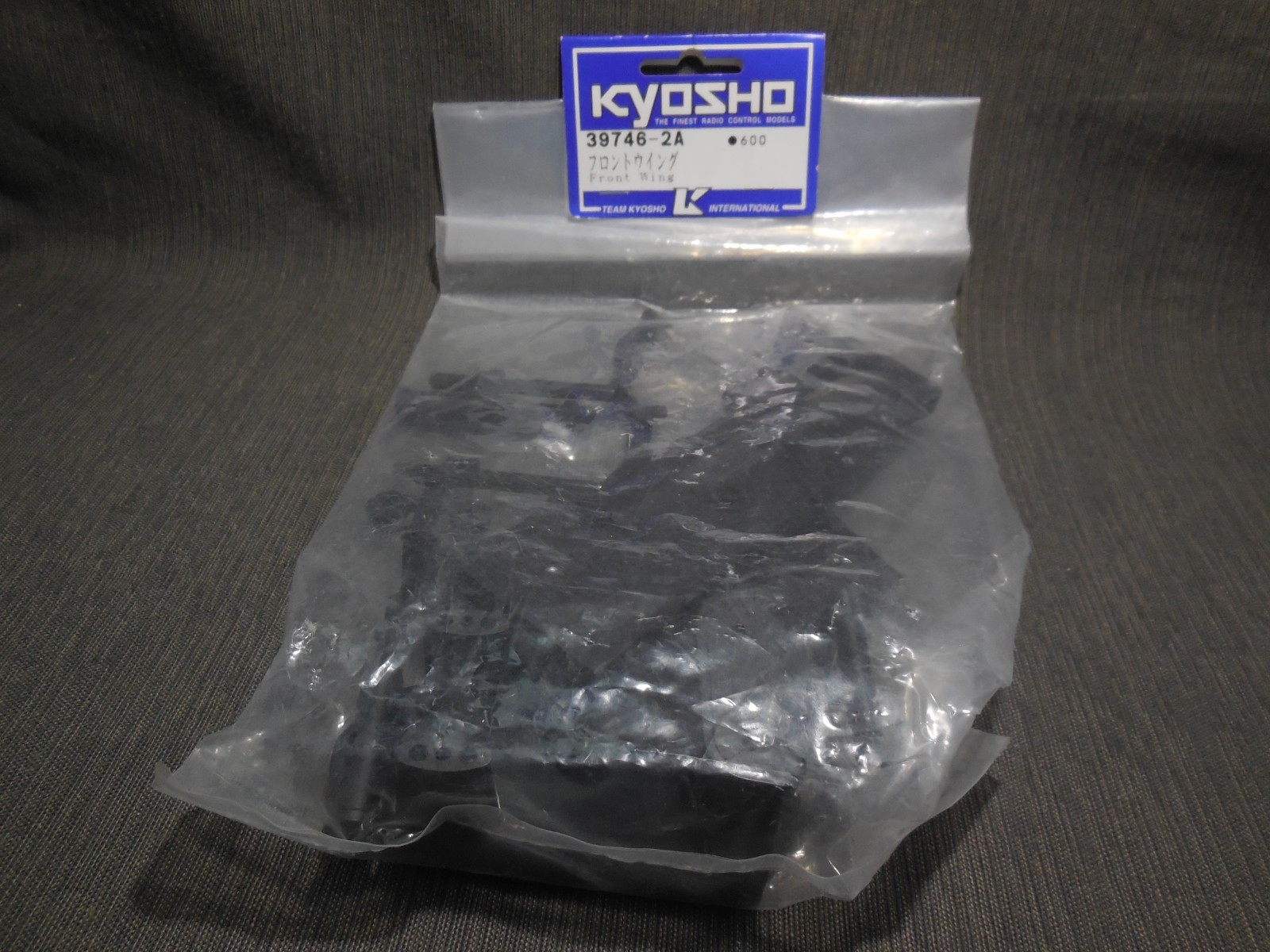 VINTAGE NOS Team Kyosho International Part for Formula 1 Front Wing Set 39746-2A