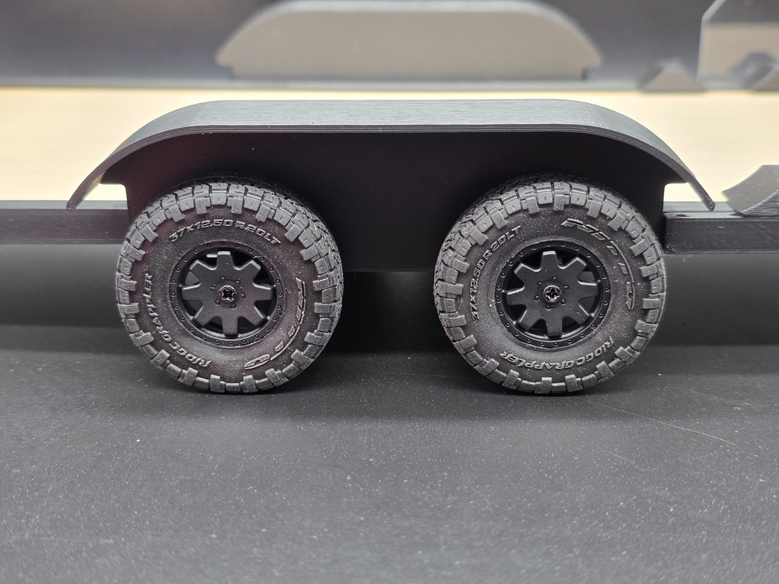 1/18 scale Trailer with Tire Rack sized for 1RC cars