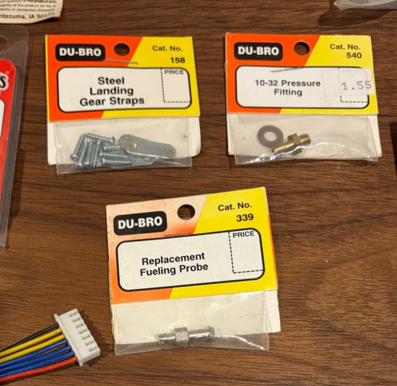 17 MISC. RC Airplane Parts LOT Great Planes Morris DU-BRO Tru-Turn MAXX SIG NOS!