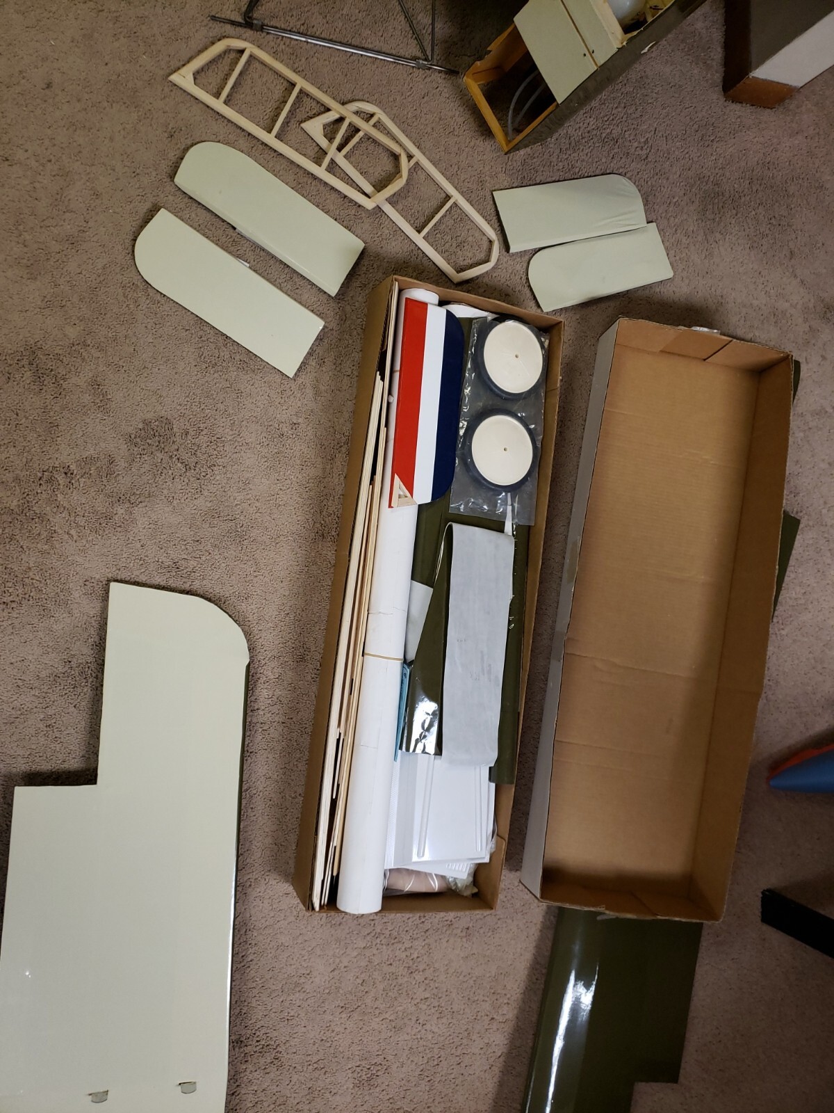 Dynaflite – S.E.5a 1/5 scale – 64″ wingspan – partial built