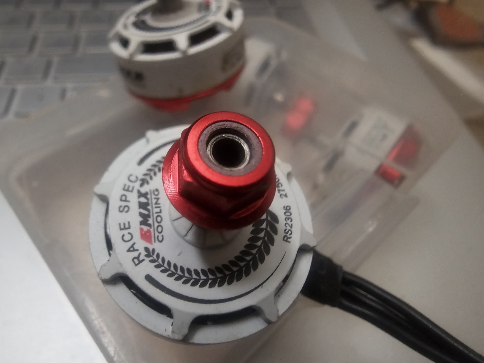 EMAX RS2306 2750KV RACESPEC WHITE EDITIONS (x4)