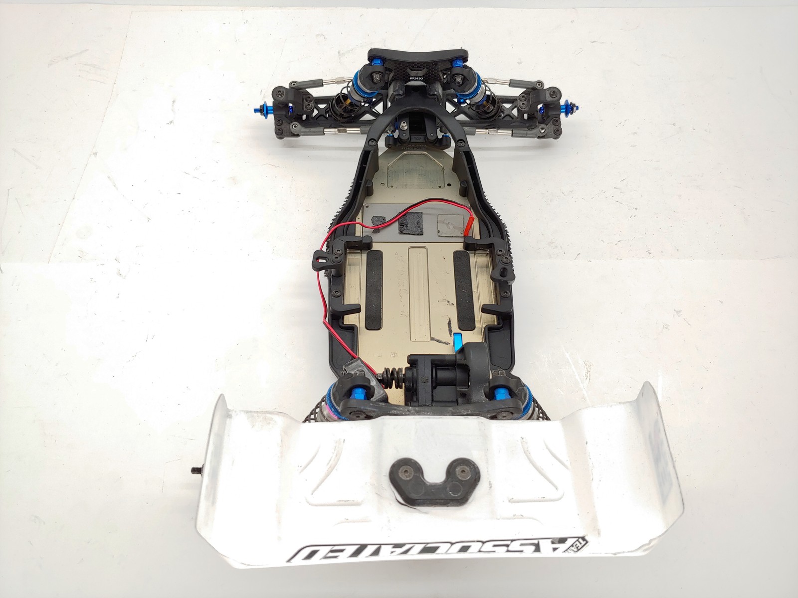 Team Associated RC10B7 B7 1/10 2wd Buggy Roller Slider Chassis w/ Body & Parts