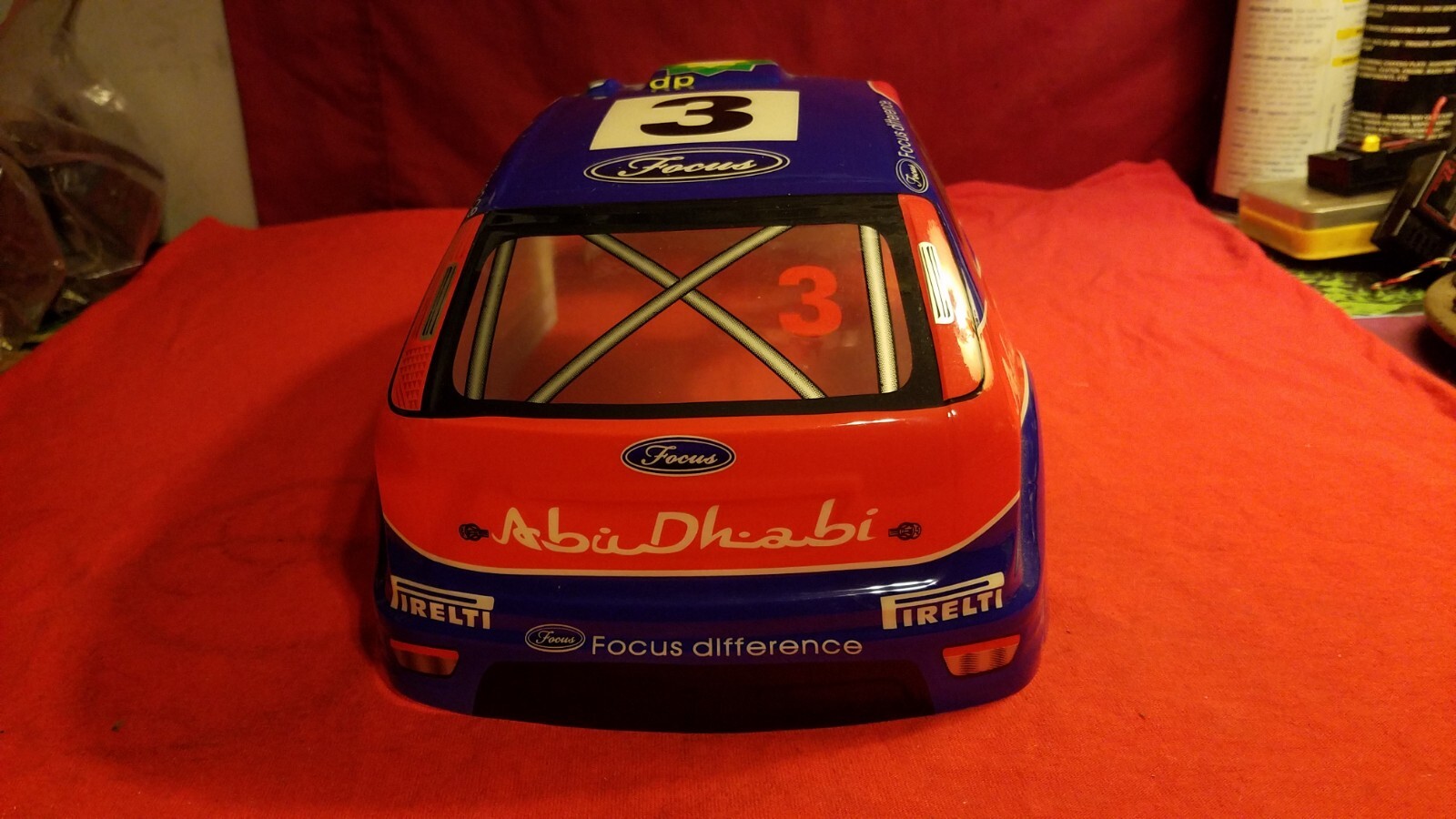 abu dhabi touring car body & red bull body traxxas 4tec kyosho fazer hpi rs4 ts4