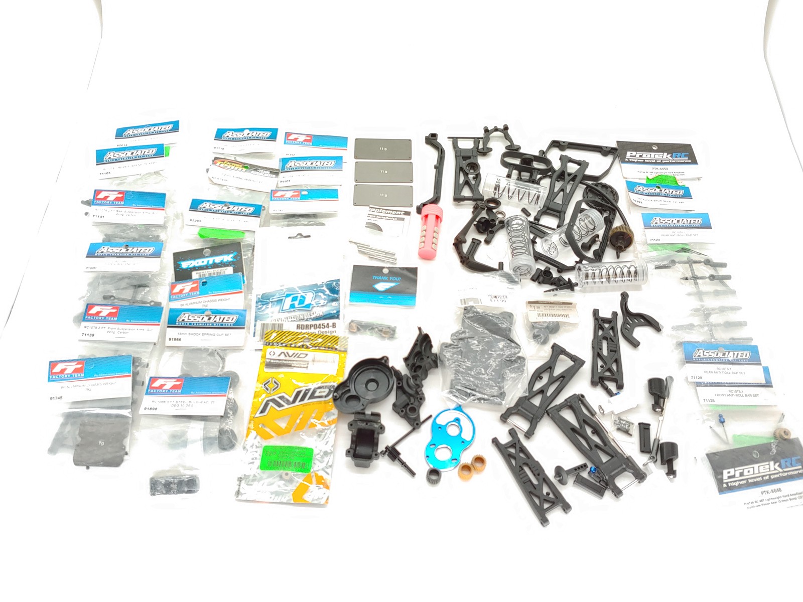 BIG LOT Team Associated RC10 T6 / B6 PARTS: Arms Spur Gear Ball Ends Bearings Sw