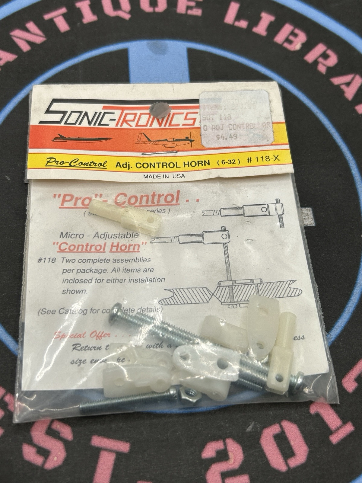 Sonic-Tronics. 118-X. Pro Control 6-32 Micro Adjustable Control Horn