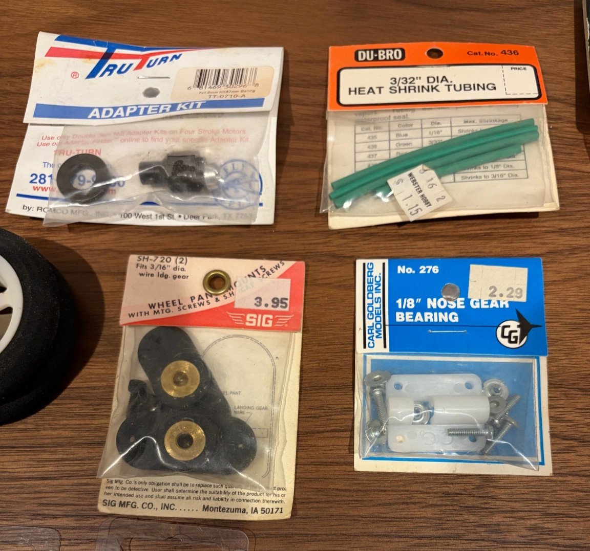 17 MISC. RC Airplane Parts LOT Great Planes Morris DU-BRO Tru-Turn MAXX SIG NOS!