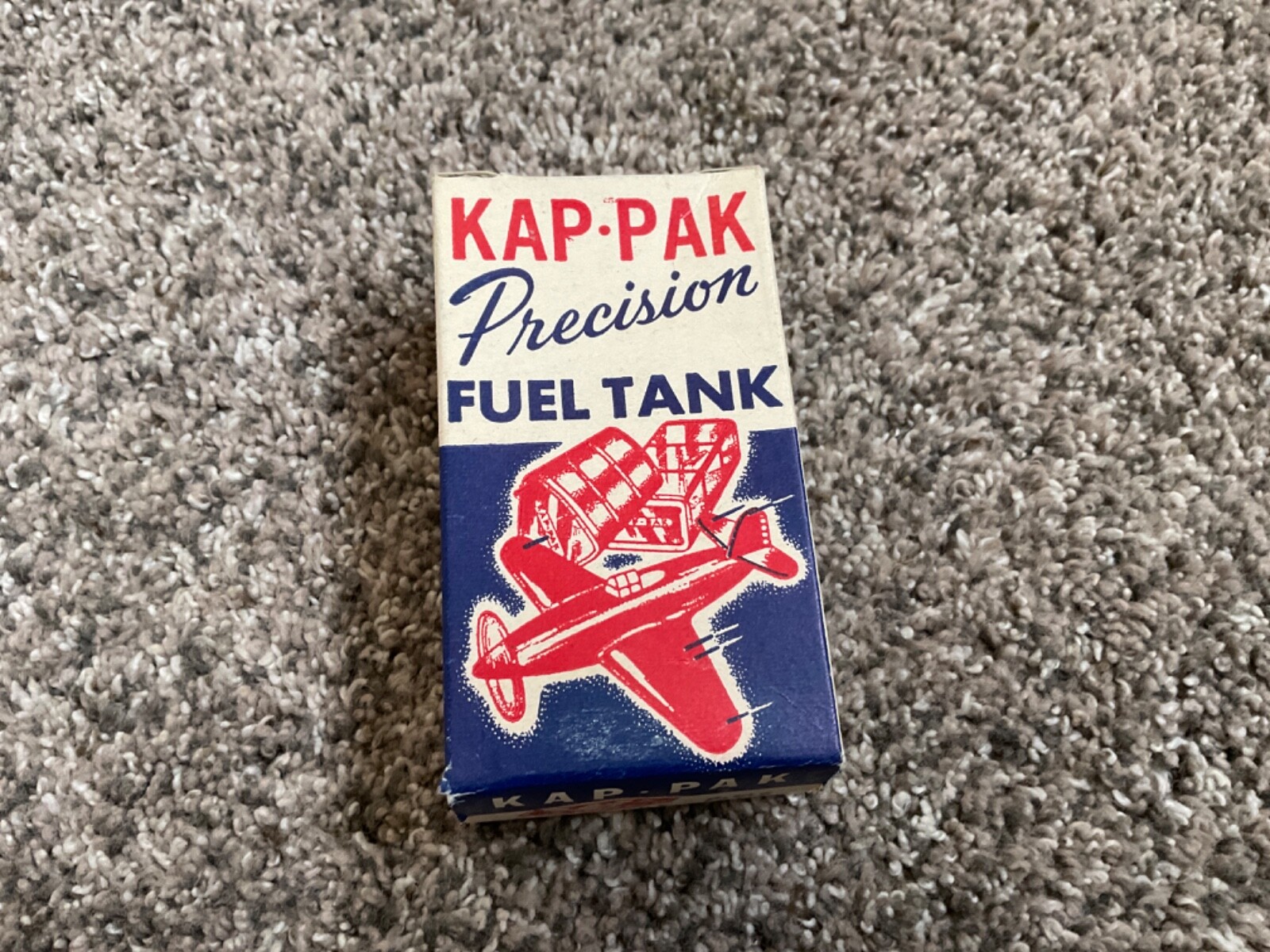 KAP-PAK Fuel TANK in Box / T14 / Rectangular -5 1/4 oz CAP. / NOS