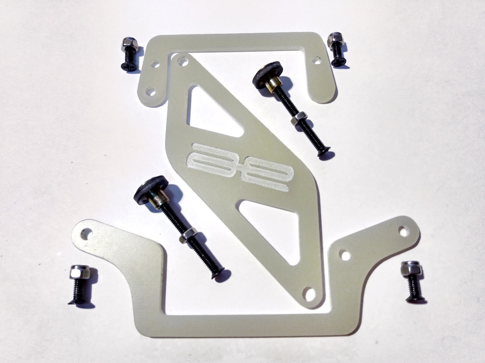 Team Associated RC10 Lipo 2s Brace Holder For Black Gold Chassis (Natural)