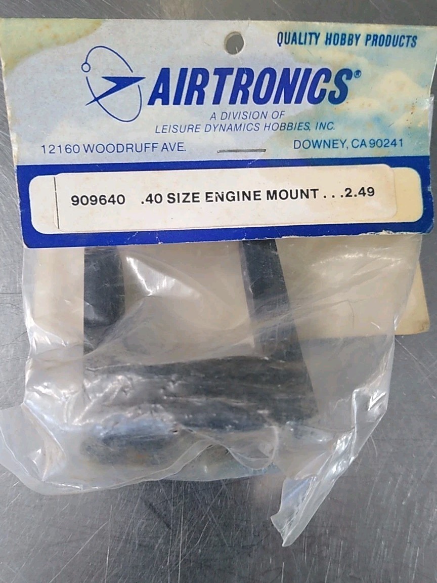 Airtronics engine mount 909640 – New