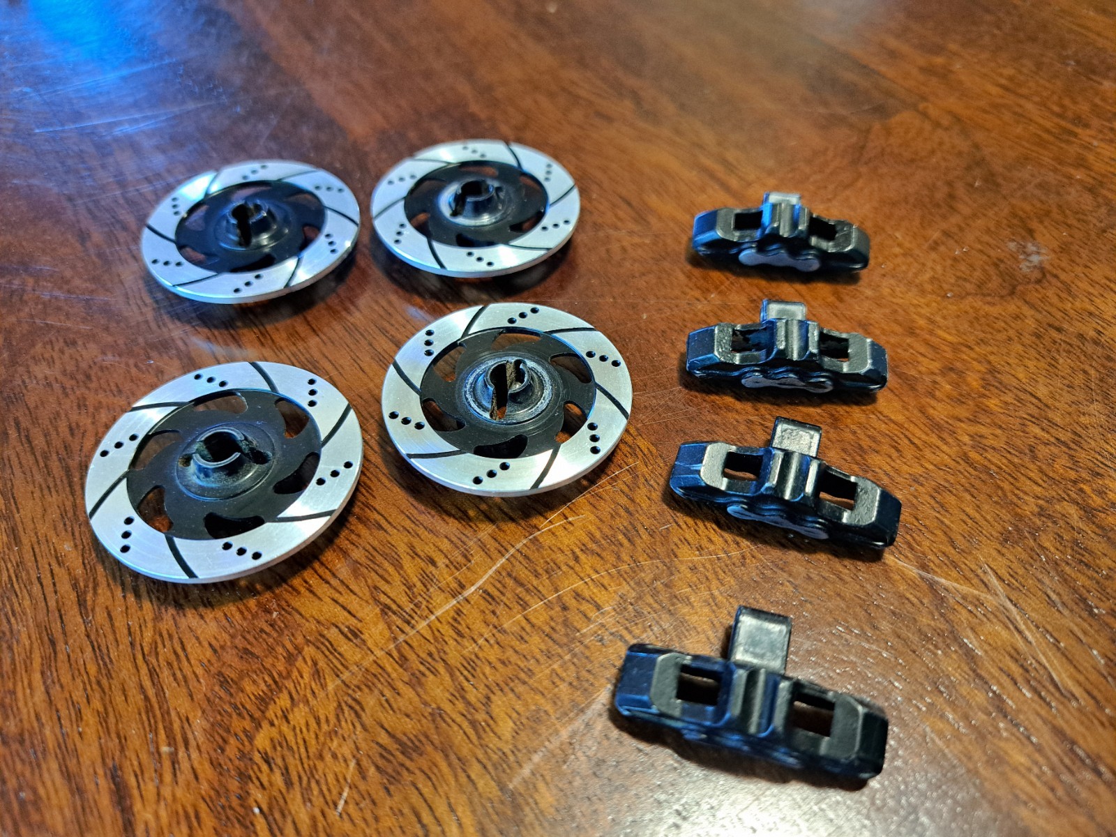 4Pcs UDR Hot Racing Brake Disc Rotors Hexes Calipers Aluminum For TRAXXAS Hex