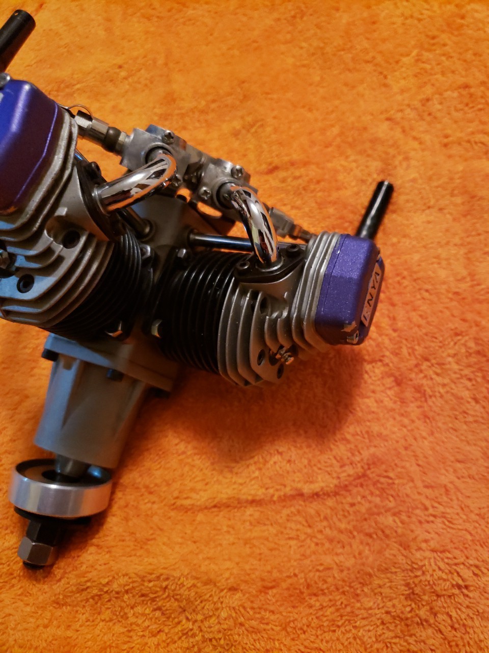 ENYA Engine – ENYA VT 240 – V TWIN 4C Motor VT240 – Nice – Purple Cap – KIK25