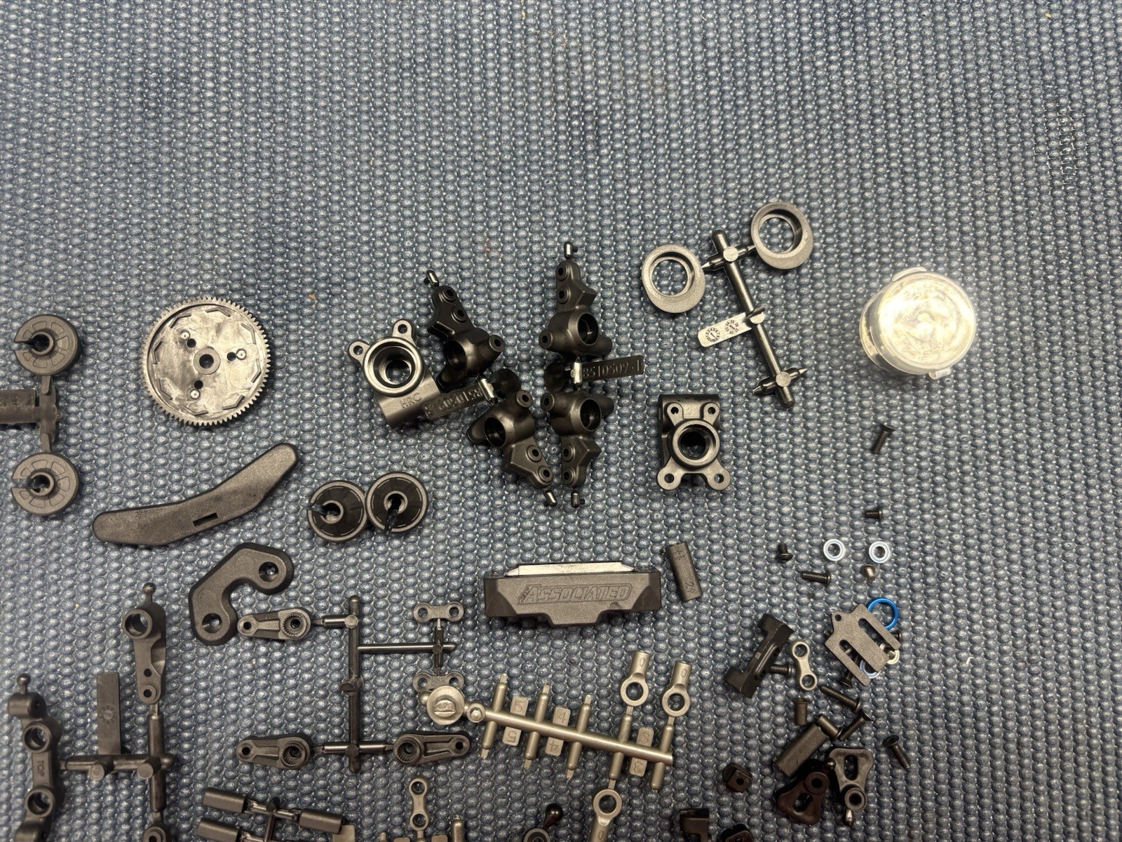 Team Associated B7 Parts Lot