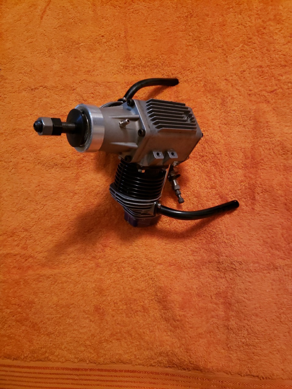 ENYA Engine – ENYA VT 240 – V TWIN 4C Motor VT240 – Nice – Purple Cap – KIK25
