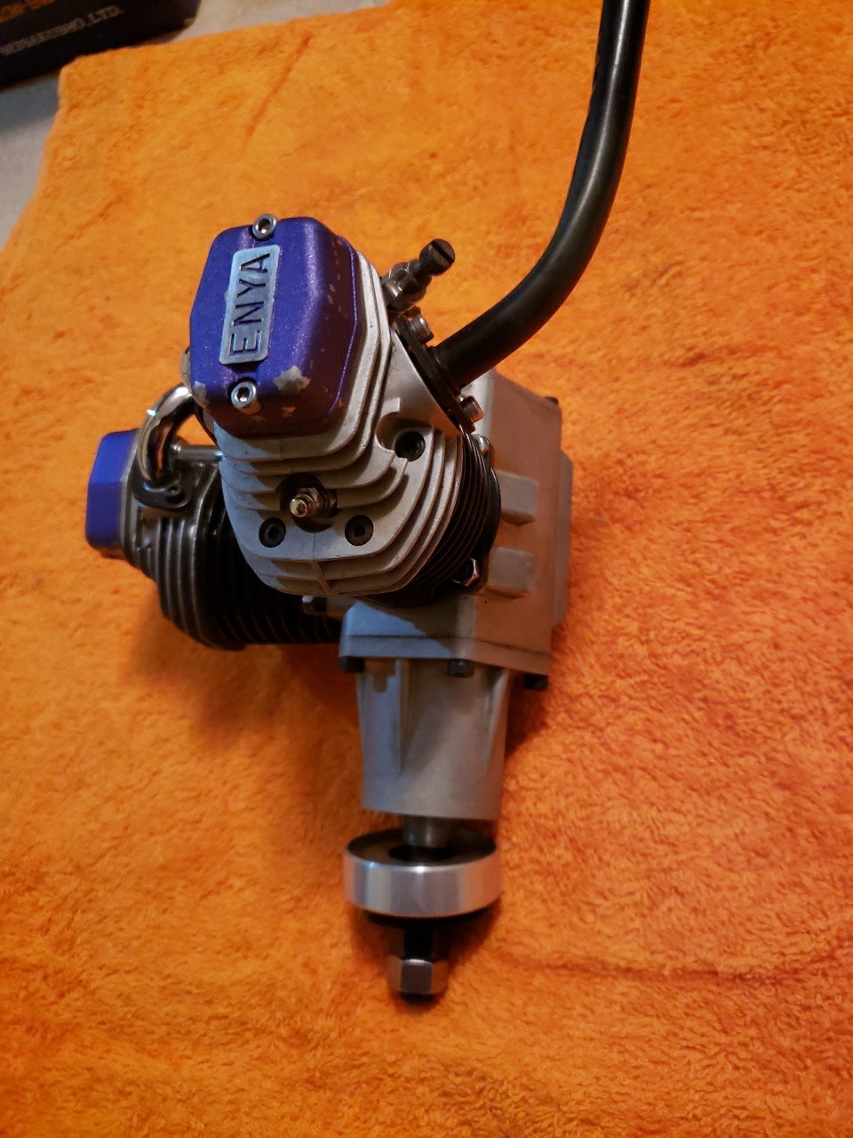 ENYA Engine – ENYA VT 240 – V TWIN 4C Motor VT240 – Nice – Purple Cap – KIK25