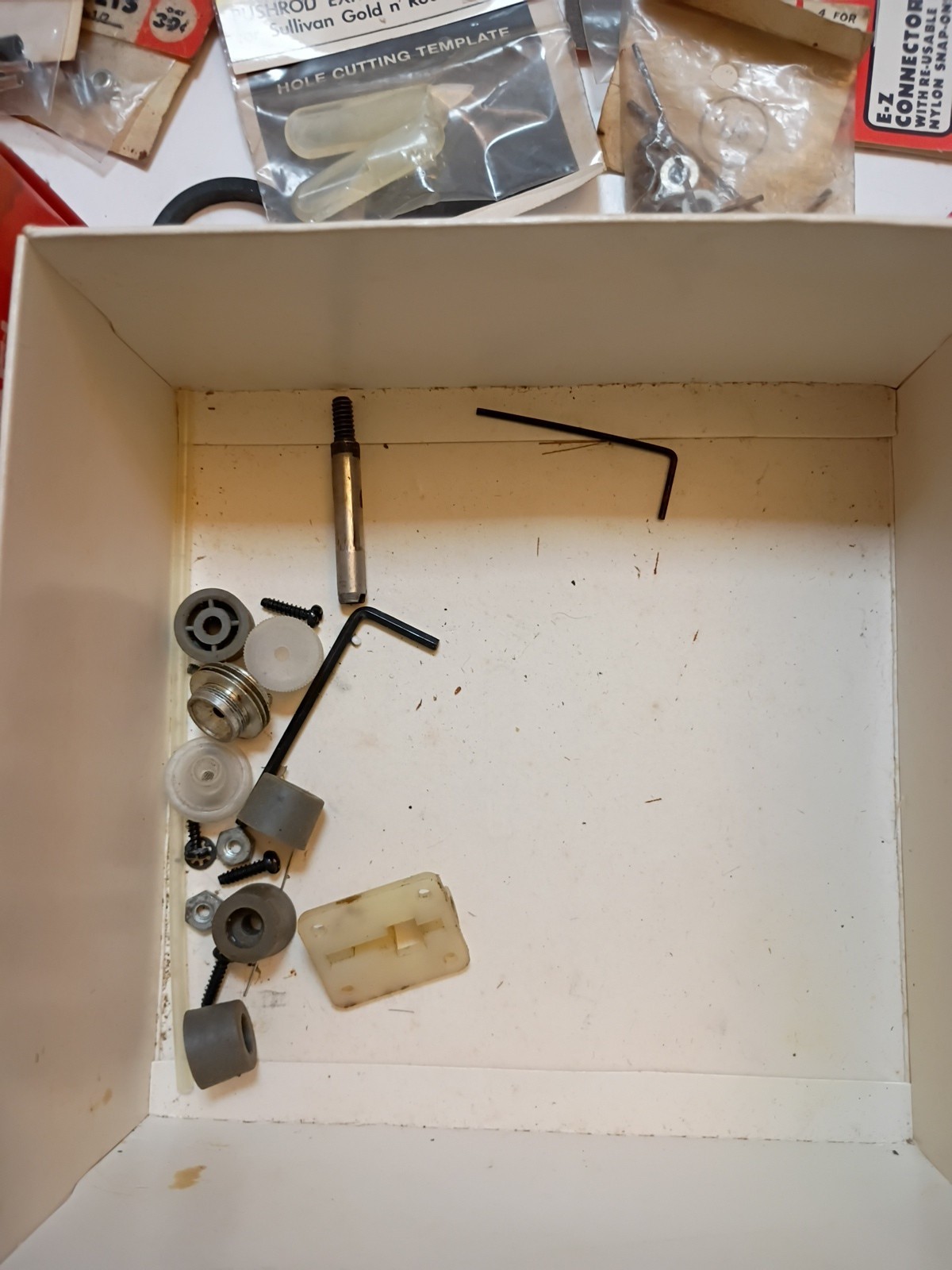 Vintage RC Model Airplane Parts Lot, Du-bro,Ernst,Sig,pylon,Granite,CB, etc