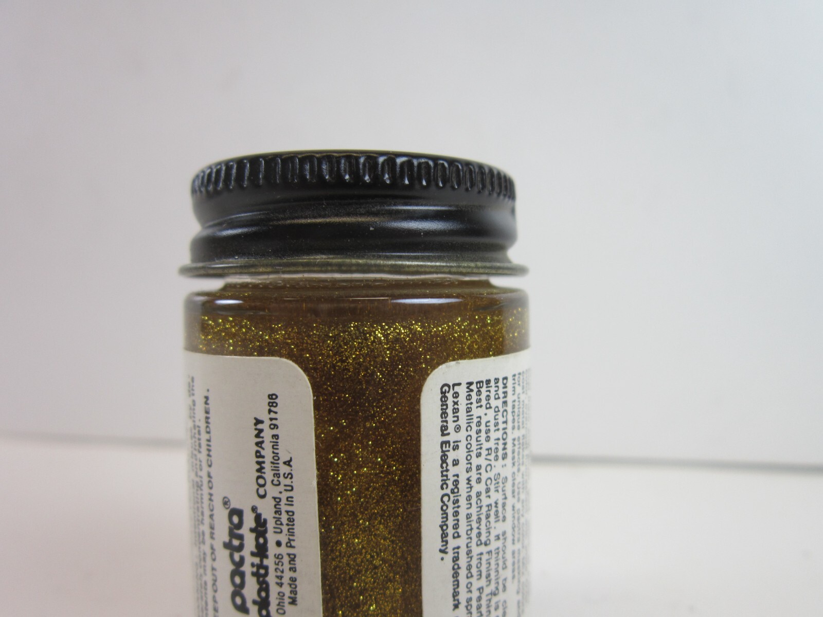 NEW Pactra Polycarbonate Metal Flake Gold Colored Paint 2/3 oz RC70